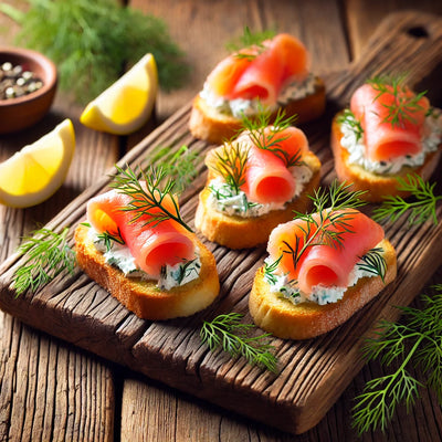 Feestelijk aperitiefhapje: Mini Toastjes met Gerookte Zalm, Kruidige Roomkaas en Frisse Dille